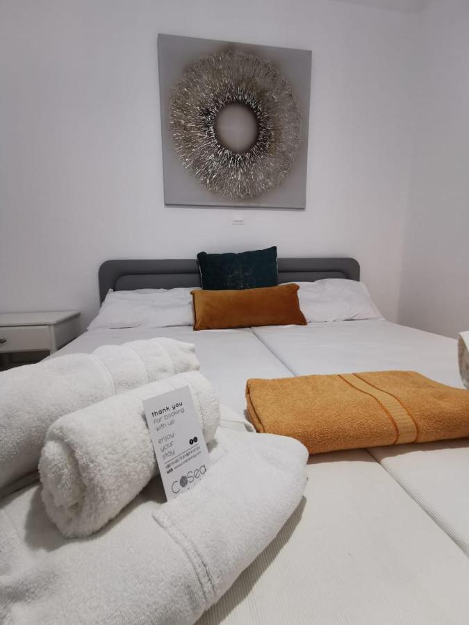 Cosea Living: Seaside Two Bedroom Flat In Harbour 106 Paphos 外观 照片